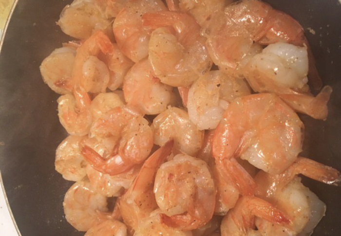 How to Peel Cooked Shrimp on Your Dinner Plate